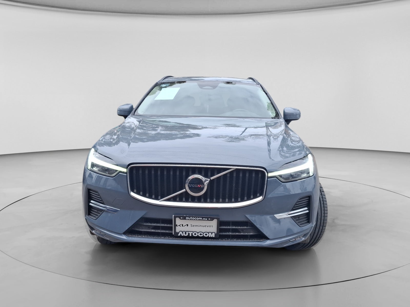 2022 Volvo XC60 MOMENTUM B5 AWD