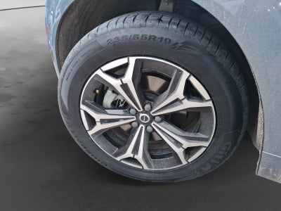 2022 Volvo XC60 MOMENTUM B5 AWD