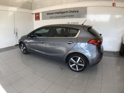2018 Kia FORTE FORTE HB SX AT