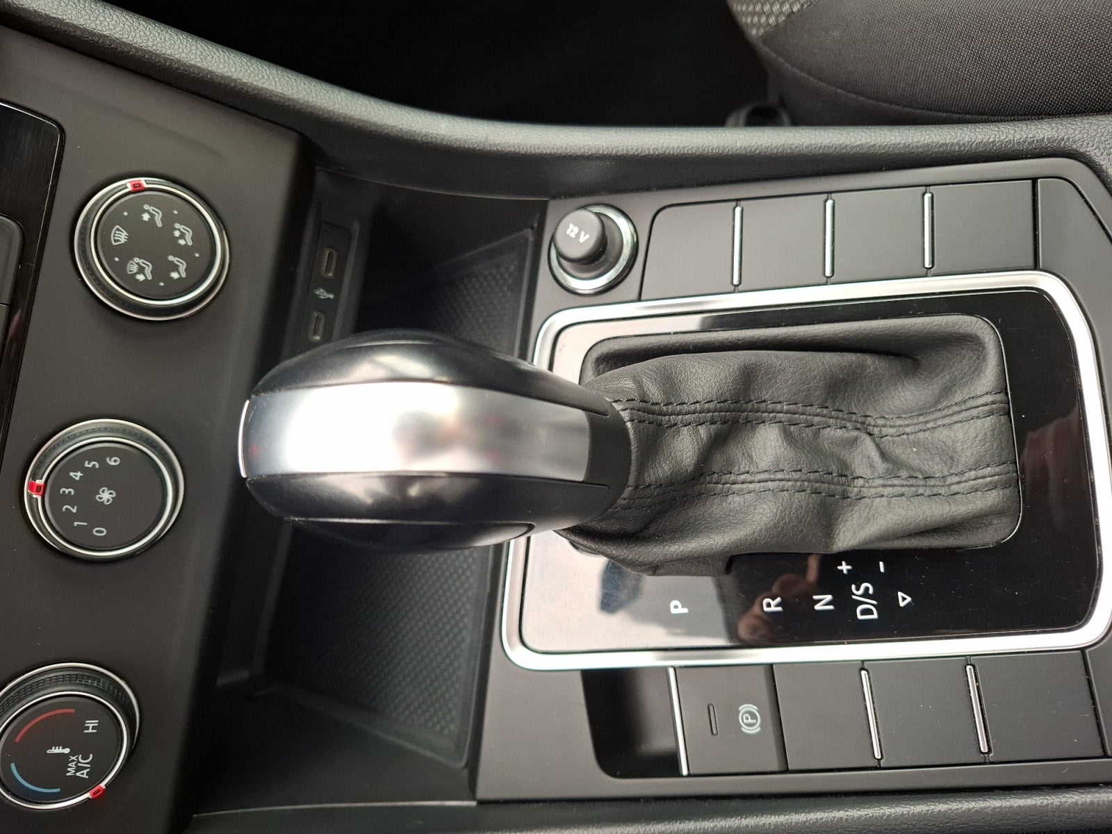2020 Volkswagen JETTA STARTLINE TIP